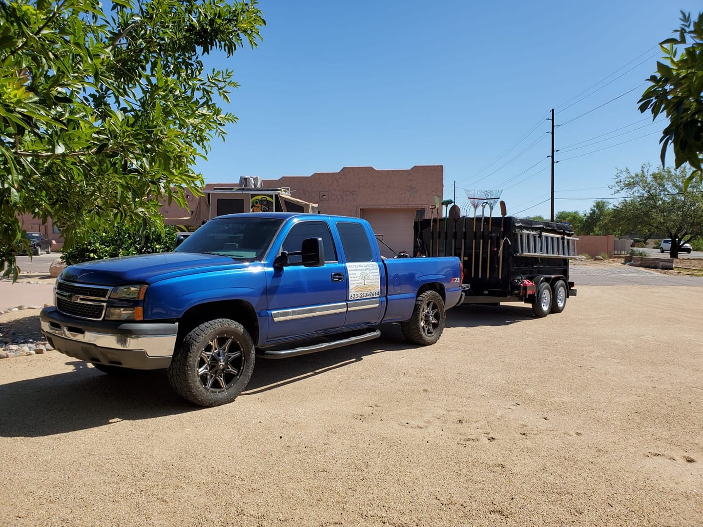 image of a customer service interaction (for an ecommerce)