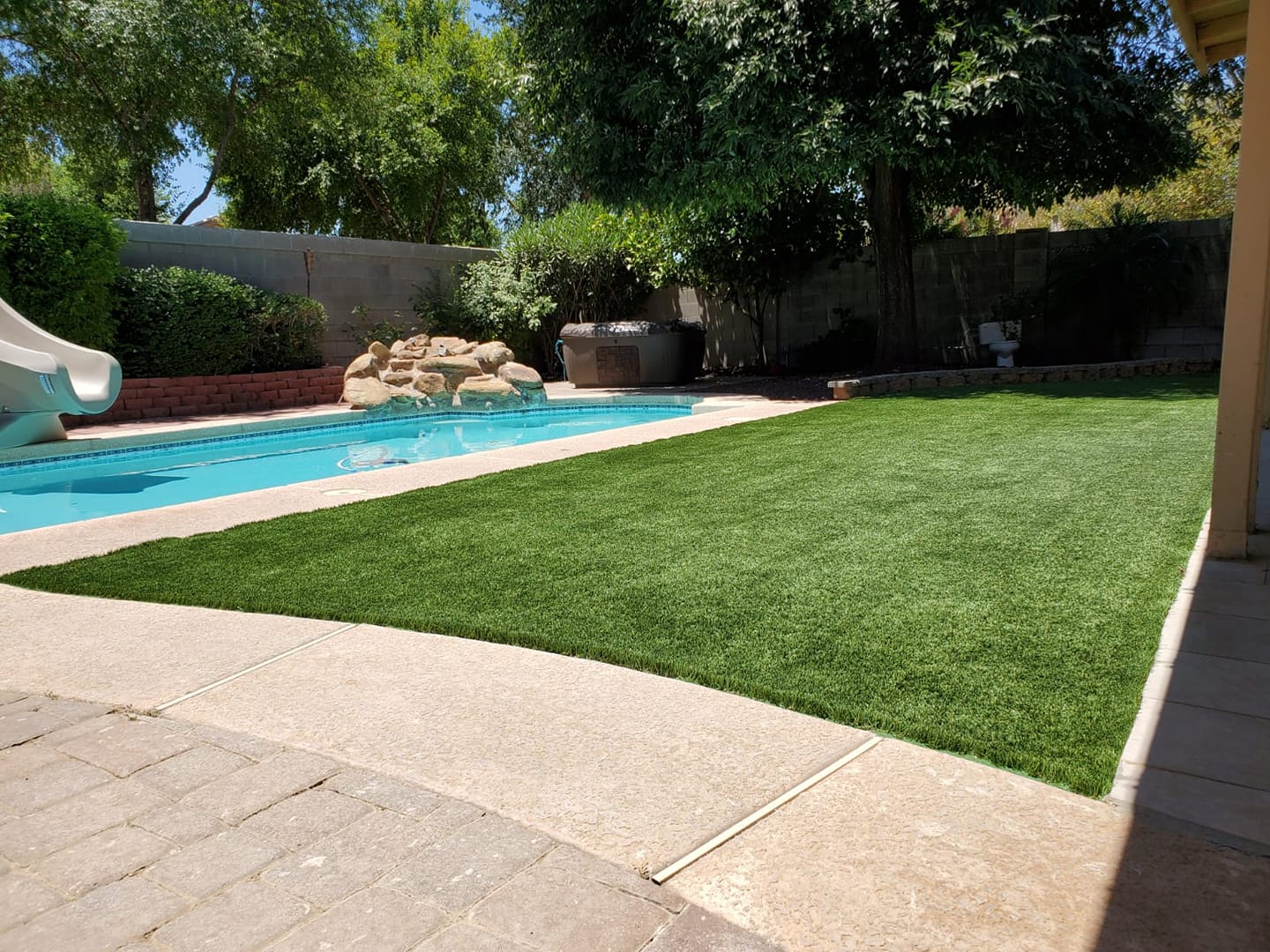 [team in action for general contractor]